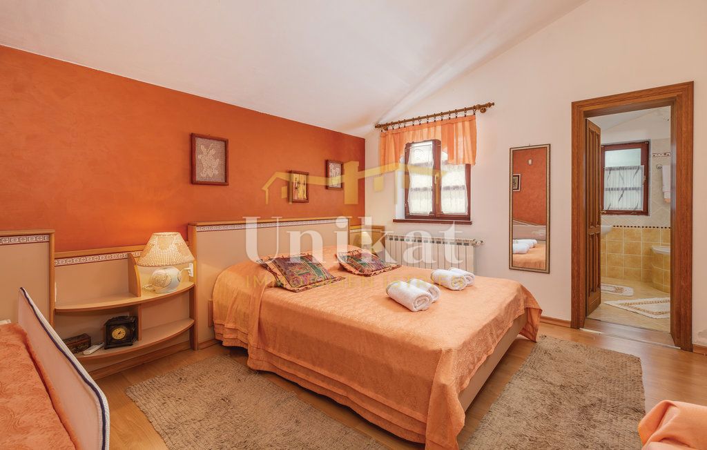 Enonadstropna hiša z wellness prostorom